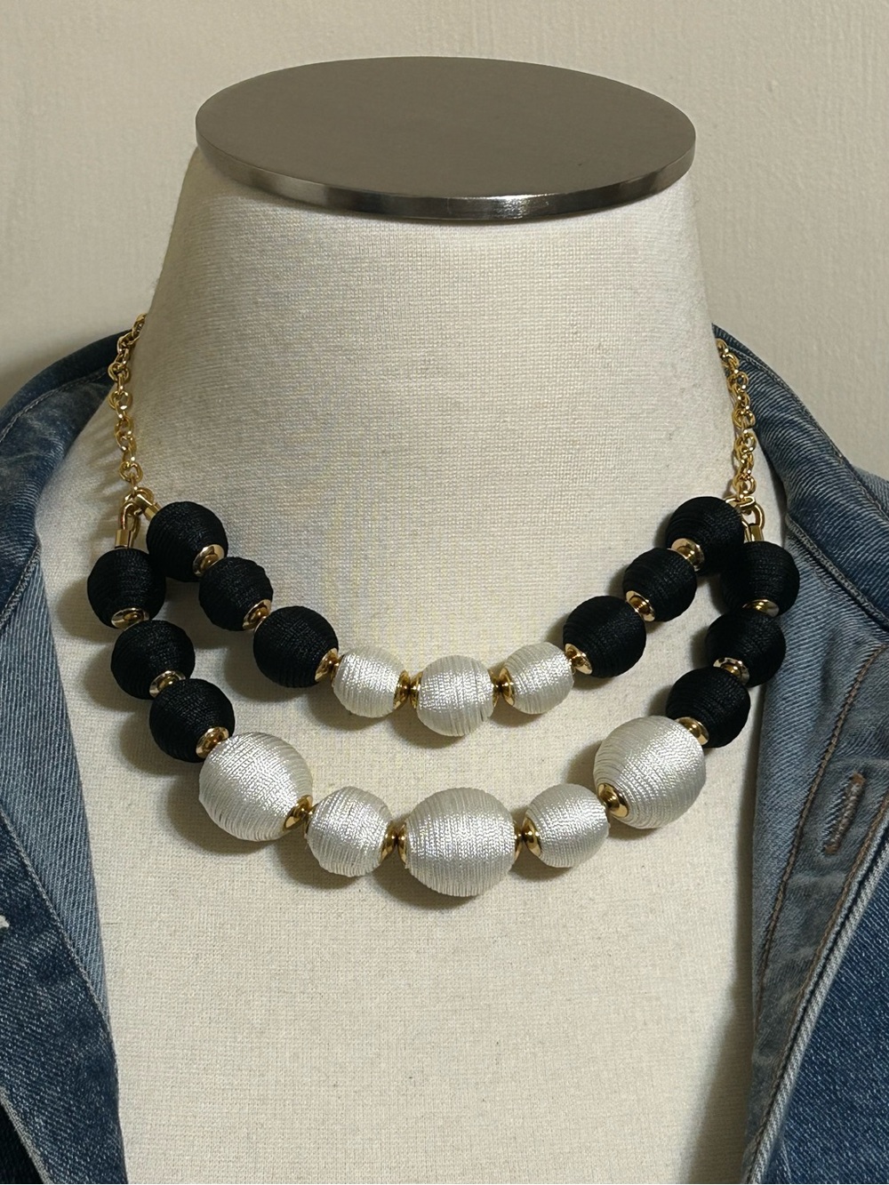 TALBOTS TWO LAYER THREAF WRAPPED BEADED NECKLACE
